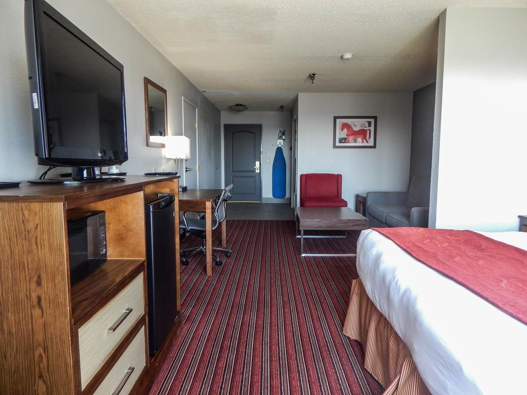 Country Inn & Suites By Radisson, Dfw Airport South, Tx Irving Zewnętrze zdjęcie