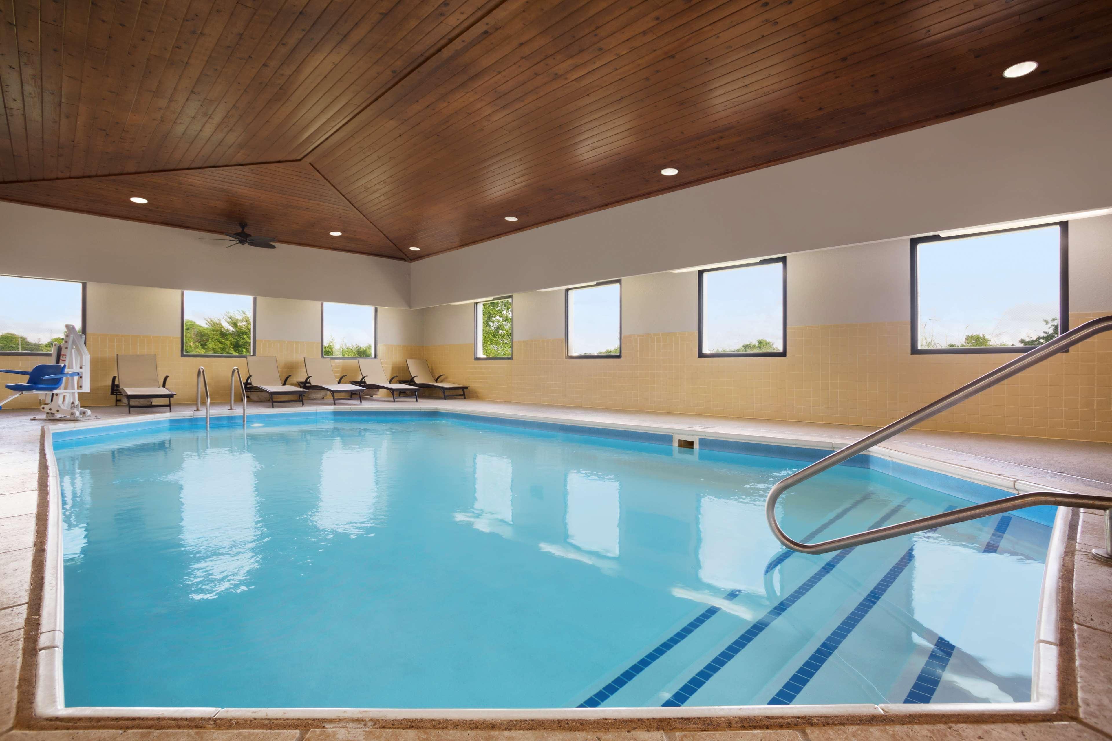 Country Inn & Suites By Radisson, Dfw Airport South, Tx Irving Zewnętrze zdjęcie