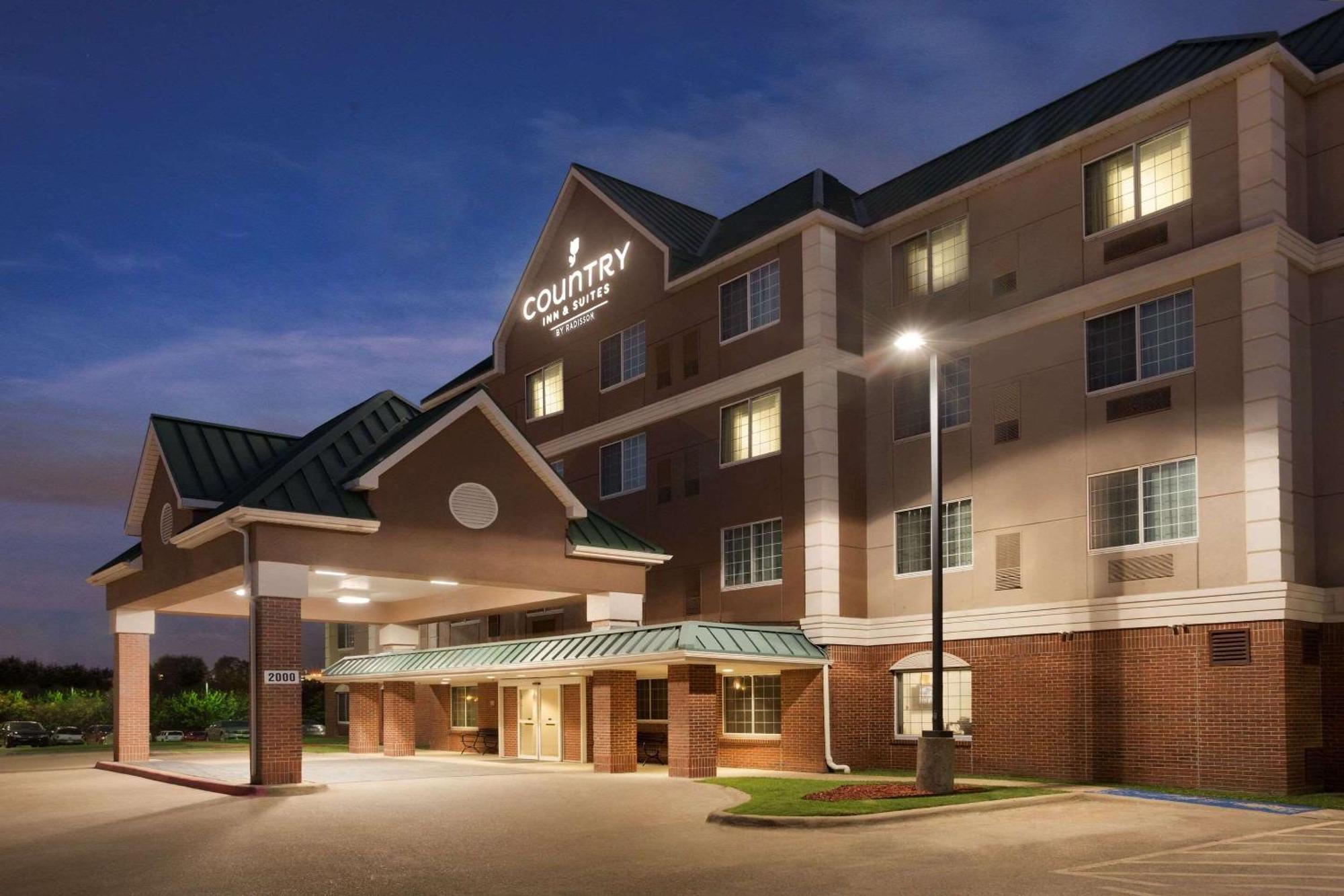 Country Inn & Suites By Radisson, Dfw Airport South, Tx Irving Zewnętrze zdjęcie